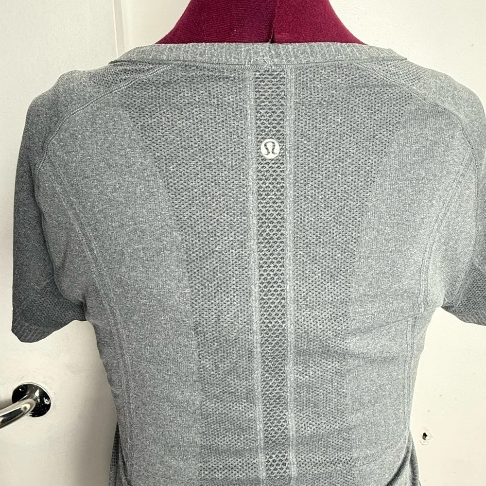 Lululemon Swiftly Tech Short Sleeve Crew Heathered Slate - Picture 5 of 9